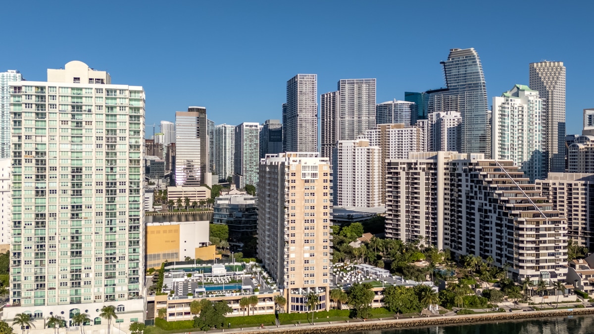 Brickell Key Real Estate Isola Condo