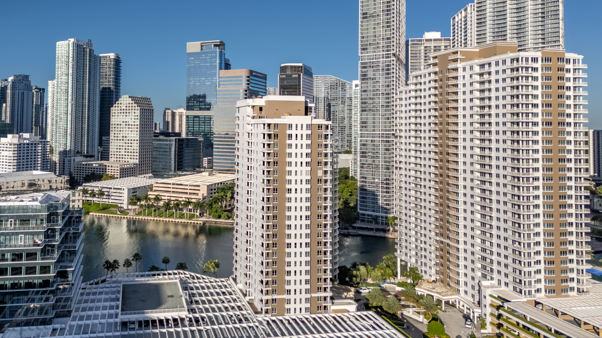 Brickell Key Real Estate The Courts Condominium